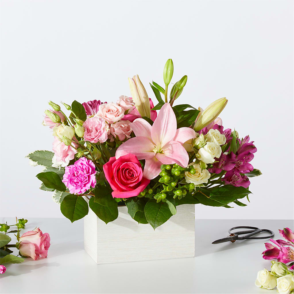 Sweetberry Box – A Florist Original – Southern Utah Floral, Washington UT