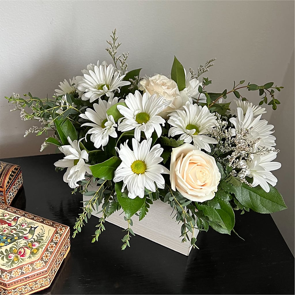Fresh Linen Box Bouquet –  Southern Utah Floral, Washington UT