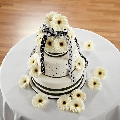 Simple Sophistication Cake Décor –  Southern Utah Floral, Washington UT