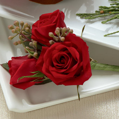 Red Spray Rose Boutonniere –  Southern Utah Floral, Washington UT